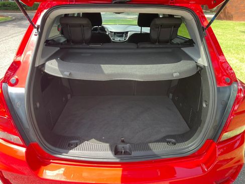 Used 2018 Chevrolet Trax LT FWD image 15