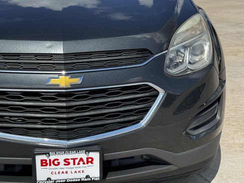 Used 2017 Chevrolet Equinox LS FWD image 5