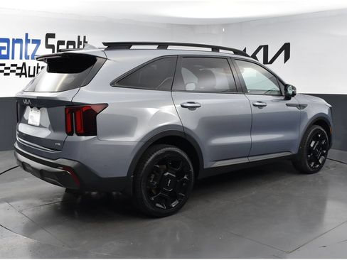 Certified 2024 Kia Sorento SX Prestige w/ Sage Leather Package AWD/4WD image 5