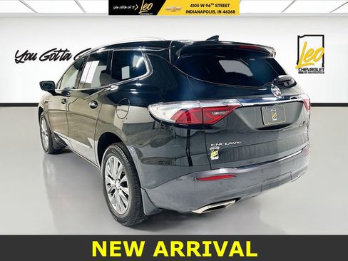 Used 2023 Buick Enclave Premium image 7
