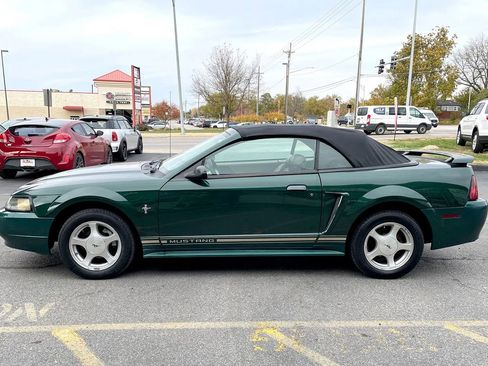 Used 2001 Ford Mustang Premium image 6