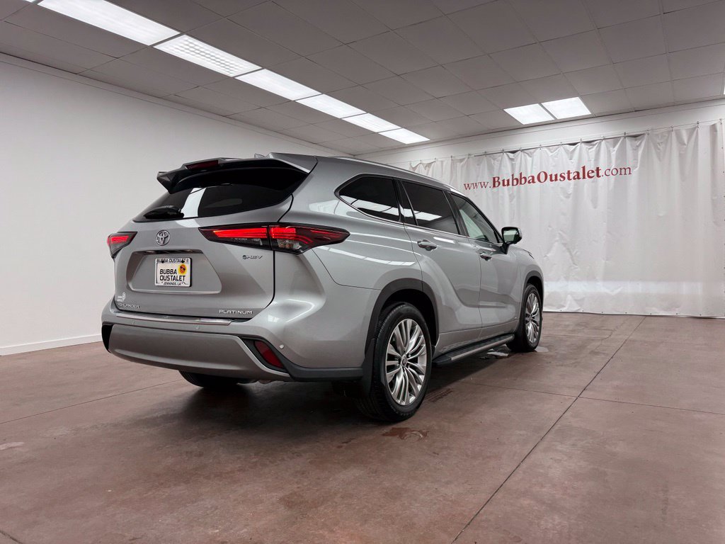 Used 2025 Toyota Highlander Platinum AWD/4WD image 5