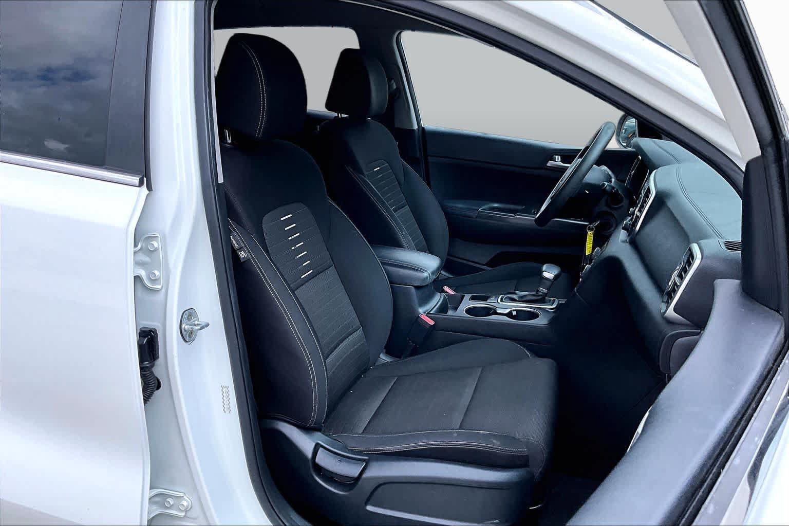 Used 2018 Kia Sportage LX FWD image 9