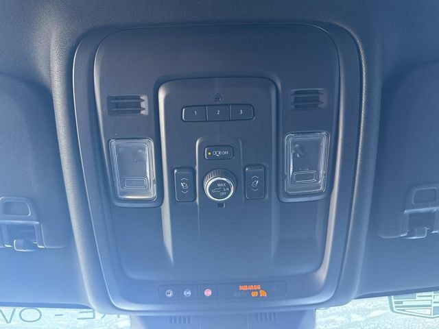 Certified 2024 Cadillac Escalade Luxury AWD/4WD image 79