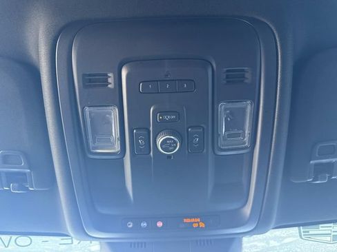 Certified 2024 Cadillac Escalade Luxury AWD/4WD image 79