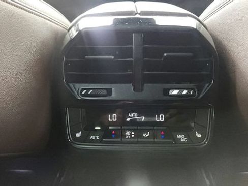 Used 2024 BMW iX xDrive50 w/ Premium Package AWD/4WD image 55