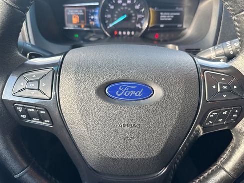 Used 2016 Ford Explorer XLT w/ Equipment Group 202A image 24
