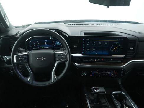 Used 2023 Chevrolet Silverado 1500 RST image 13