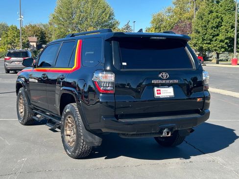 Certified 2023 Toyota 4Runner 40th Anniversary SE image 3