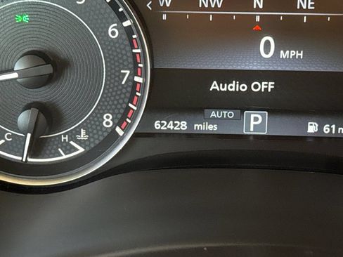 Used 2023 Nissan Armada SL AWD/4WD image 38