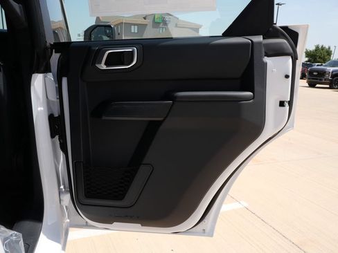 New 2026 Ford Bronco 4-Door AWD/4WD image 9