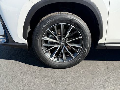 Used 2025 Lexus NX 250 FWD image 6