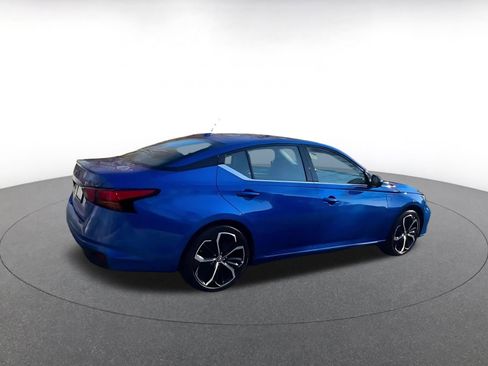 Used 2025 Nissan Altima 2.5 SR image 14