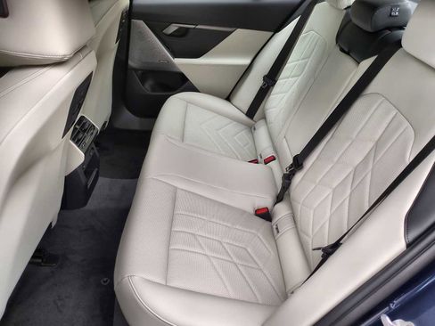 New 2026 BMW 540i xDrive image 20