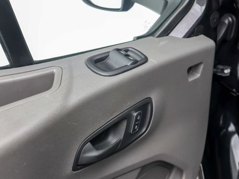 Used 2024 Ford Transit 350 XLT RWD image 19