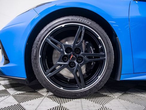 Used 2024 Chevrolet Corvette Stingray Premium Cpe w/ Z51 Performance Package RWD image 39