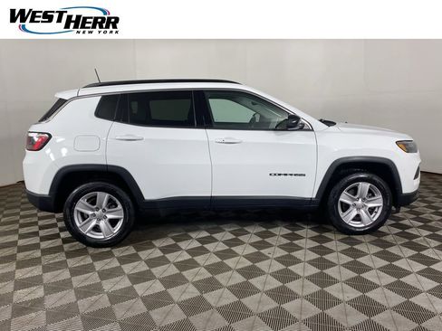 Used 2022 Jeep Compass Latitude w/ Convenience Group AWD/4WD image 20