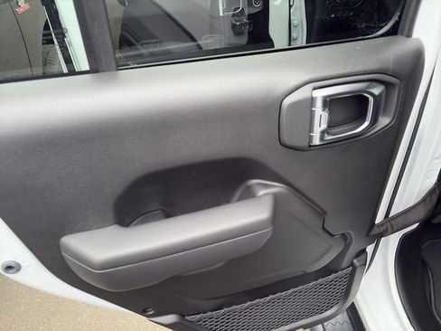 New 2025 Jeep Wrangler Sport w/ Convenience Group image 18