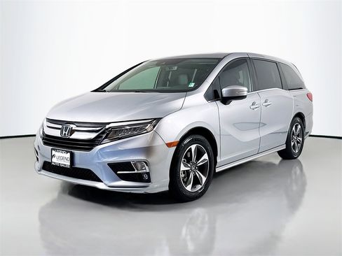 Used 2018 Honda Odyssey Touring image 1