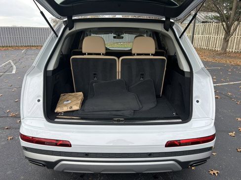 Certified 2025 Audi Q7 3.0T Premium Plus w/ Premium Plus Package image 32