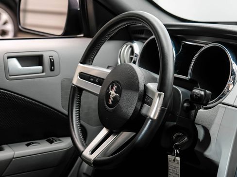Used 2007 Ford Mustang GT Premium RWD image 13