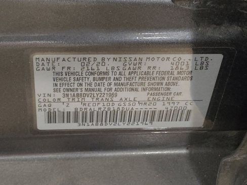 Used 2020 Nissan Sentra SR FWD image 33