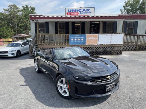 Used 2019 Chevrolet Camaro LT RWD image 1