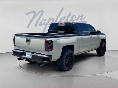 Used 2018 Chevrolet Silverado 1500 LTZ Z71 w/ LTZ Plus Package AWD/4WD image 8