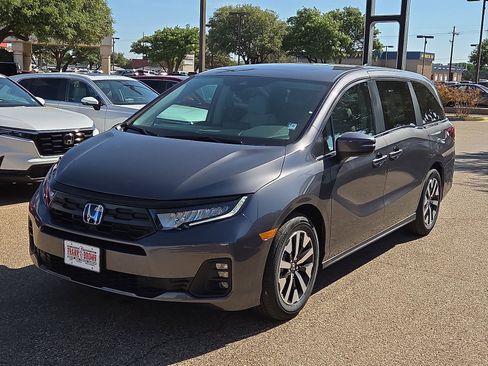 New 2026 Honda Odyssey EX-L image 1