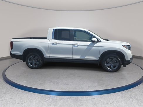 Used 2023 Honda Ridgeline RTL image 4