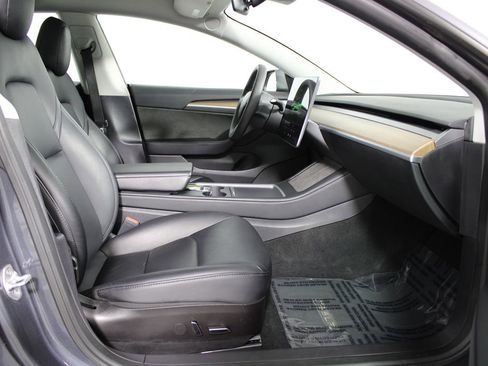 Used 2023 Tesla Model 3 Standard Range image 11