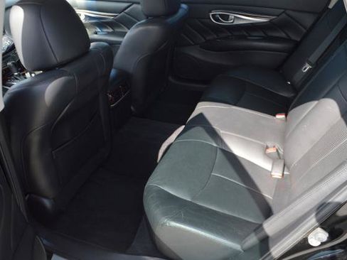 Used 2015 INFINITI Q70 L 3.7 w/ Technology Package AWD/4WD image 19
