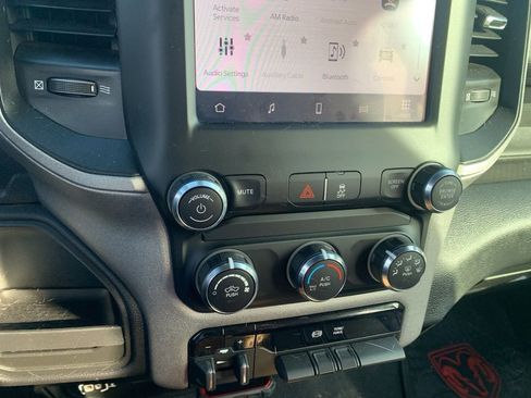 Used 2024 RAM 2500 Tradesman w/ Chrome Appearance Group image 12