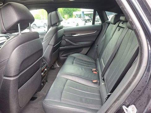 Used 2019 BMW X6 xDrive35i w/ M Sport Package AWD/4WD image 12