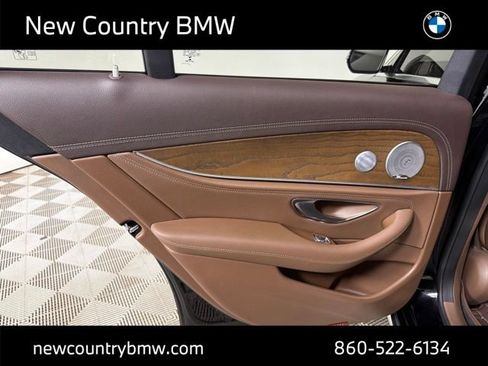 Used 2018 Mercedes-Benz E 300 4MATIC image 15