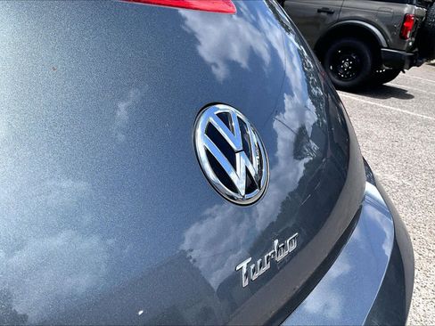 Used 2016 Volkswagen Beetle 1.8T FWD image 31
