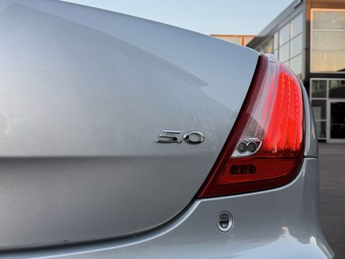 Used 2015 Jaguar XJ Supercharged image 13