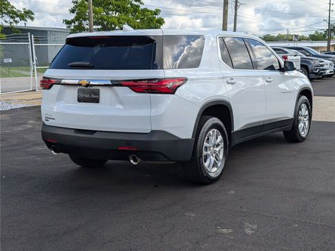 Used 2024 Chevrolet Traverse LS w/ Safety Package FWD image 2