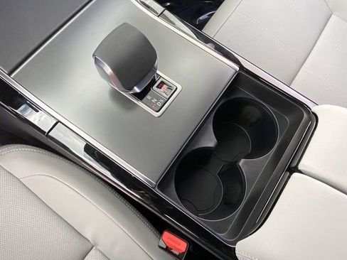 New 2026 Land Rover Range Rover Velar S image 9