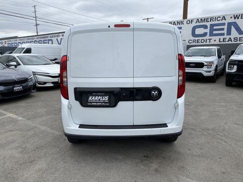 Used 2019 RAM ProMaster City Tradesman SLT FWD image 6