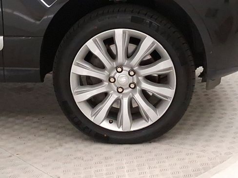 Used 2015 Land Rover Range Rover Supercharged image 9