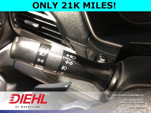 Used 2022 Subaru Legacy Limited w/ Popular Package #3 image 21