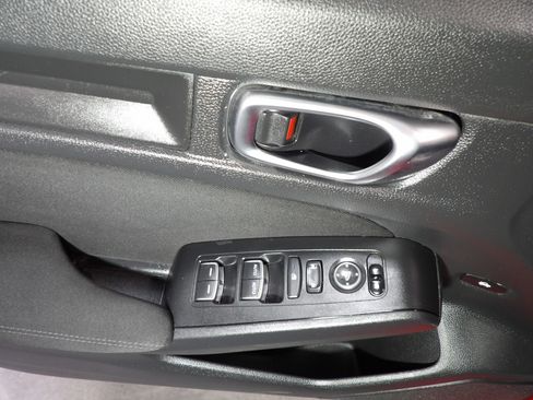 Used 2022 Honda Civic Sport image 8