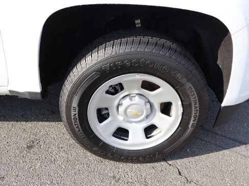 Used 2022 Chevrolet Colorado W/T w/ WT Convenience Package RWD image 37