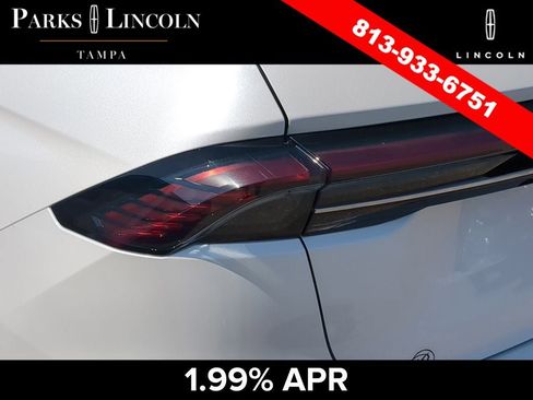 Certified 2025 Lincoln Nautilus Premier AWD/4WD image 6