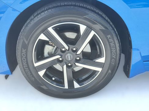 Used 2025 Nissan Sentra SV w/ All-Weather Package image 12