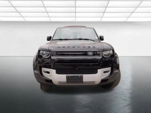 Used 2024 Land Rover Defender 90 S AWD/4WD image 3