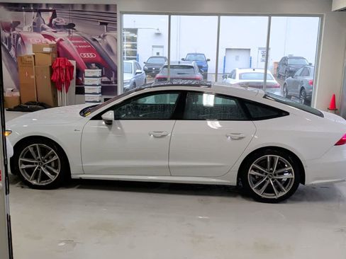 Used 2023 Audi A7 3.0T Premium Plus w/ Premium Plus image 3