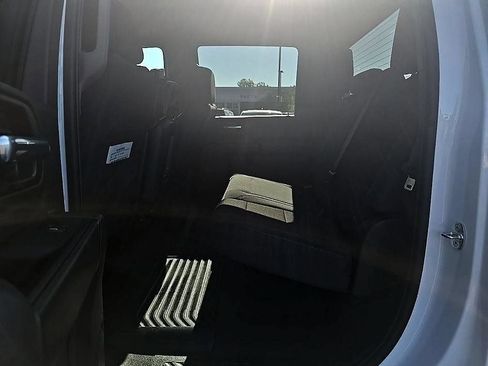 Used 2022 Chevrolet Silverado 2500 Custom w/ Custom Value Package AWD/4WD image 28