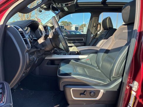 Used 2019 RAM 1500 Laramie image 11